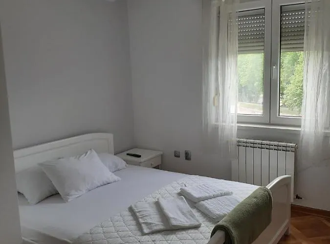 Loznicki Stan Na Dan 2 - Stan Na Dan Apartament *